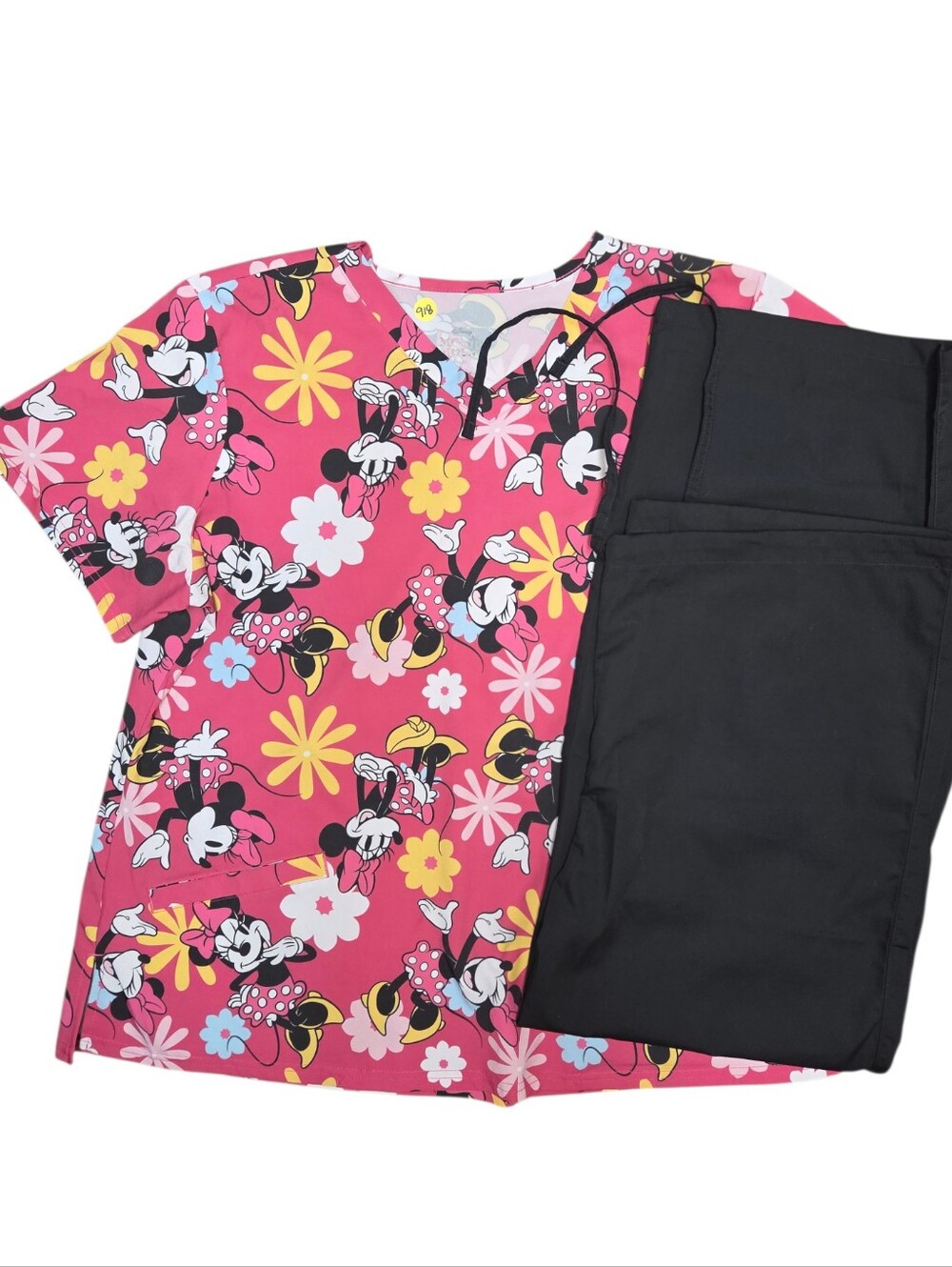 Minney Mouse Scrub Set